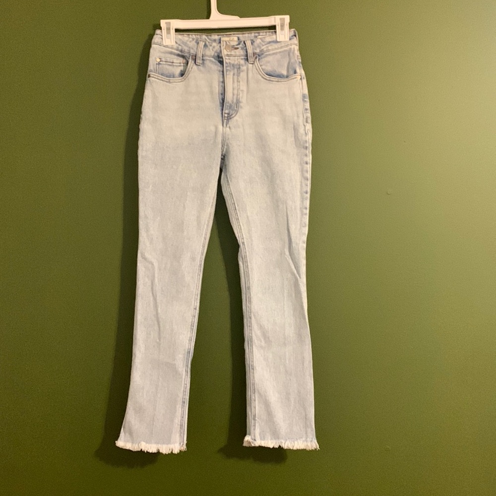 Wonderly Straight leg cropped jeans